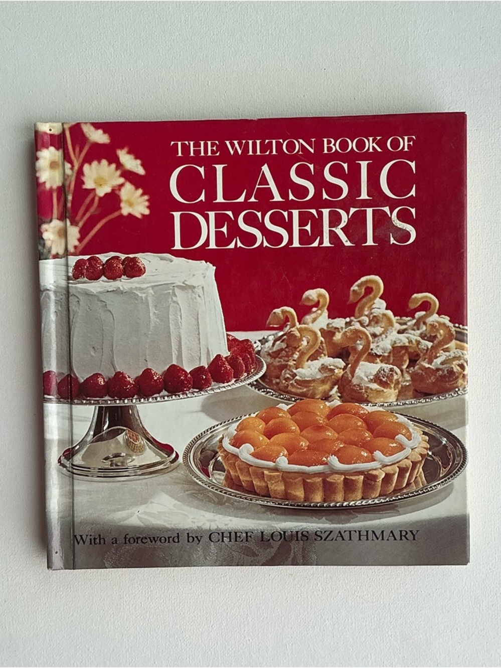 Vintage Wilton Cake Decorating Yearbooks 1977, 1979 and  1980, 2 cookbooks